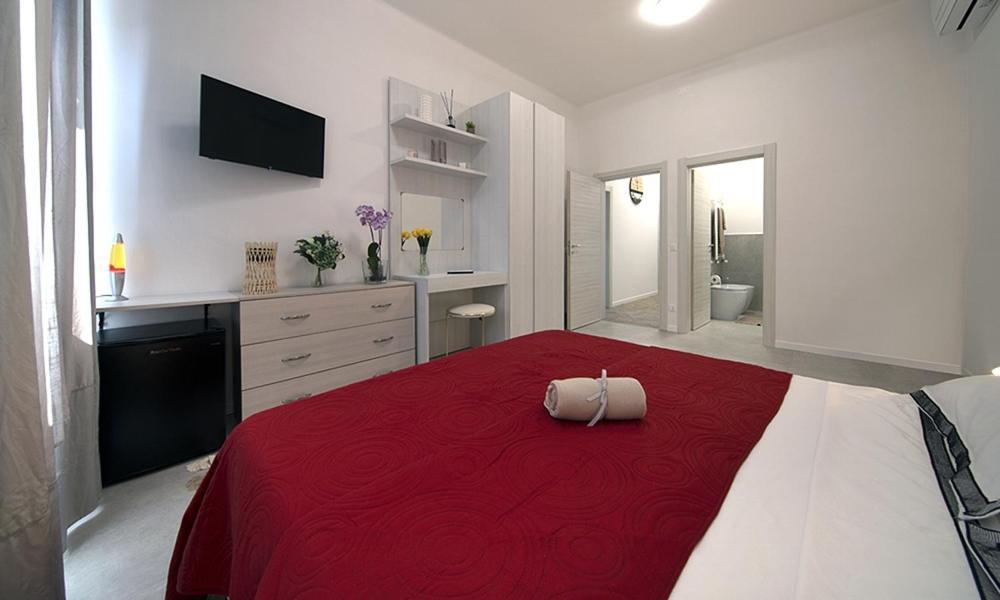 Triumvirato Rooms Bologna Bagian luar foto